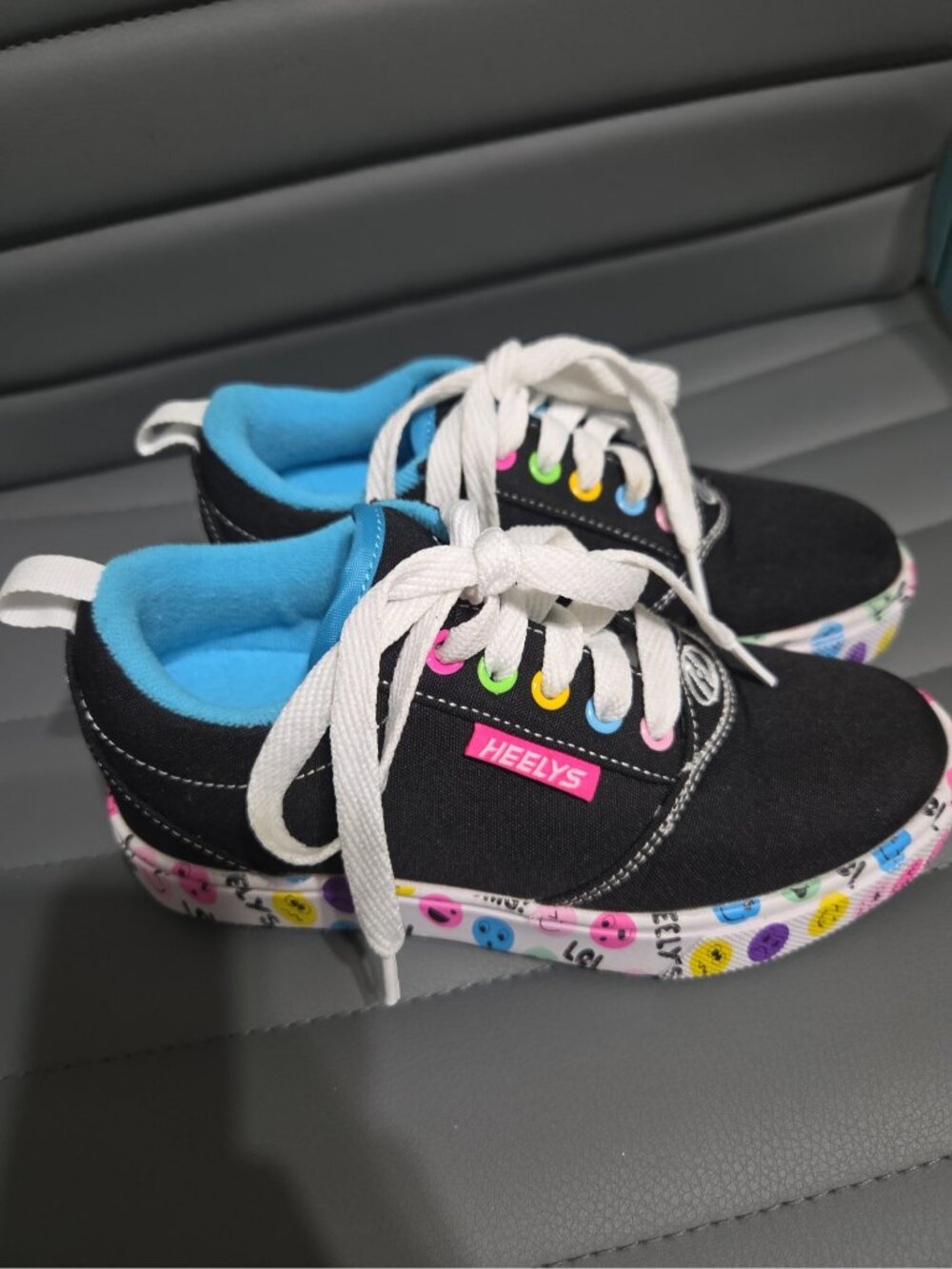Heelys Skate Sneakers Youth Size 1